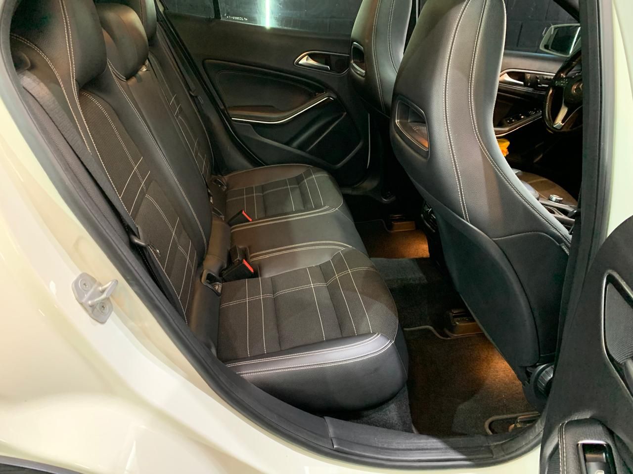 GLA 200 Vision 1.6/1.6 TB 16V Flex Aut. — foto 18