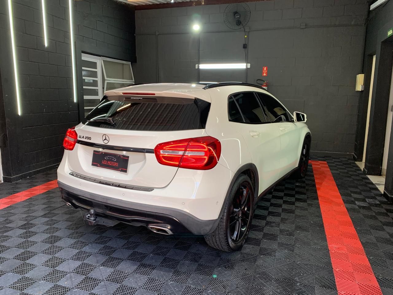 GLA 200 Vision 1.6/1.6 TB 16V Flex Aut. — foto 7