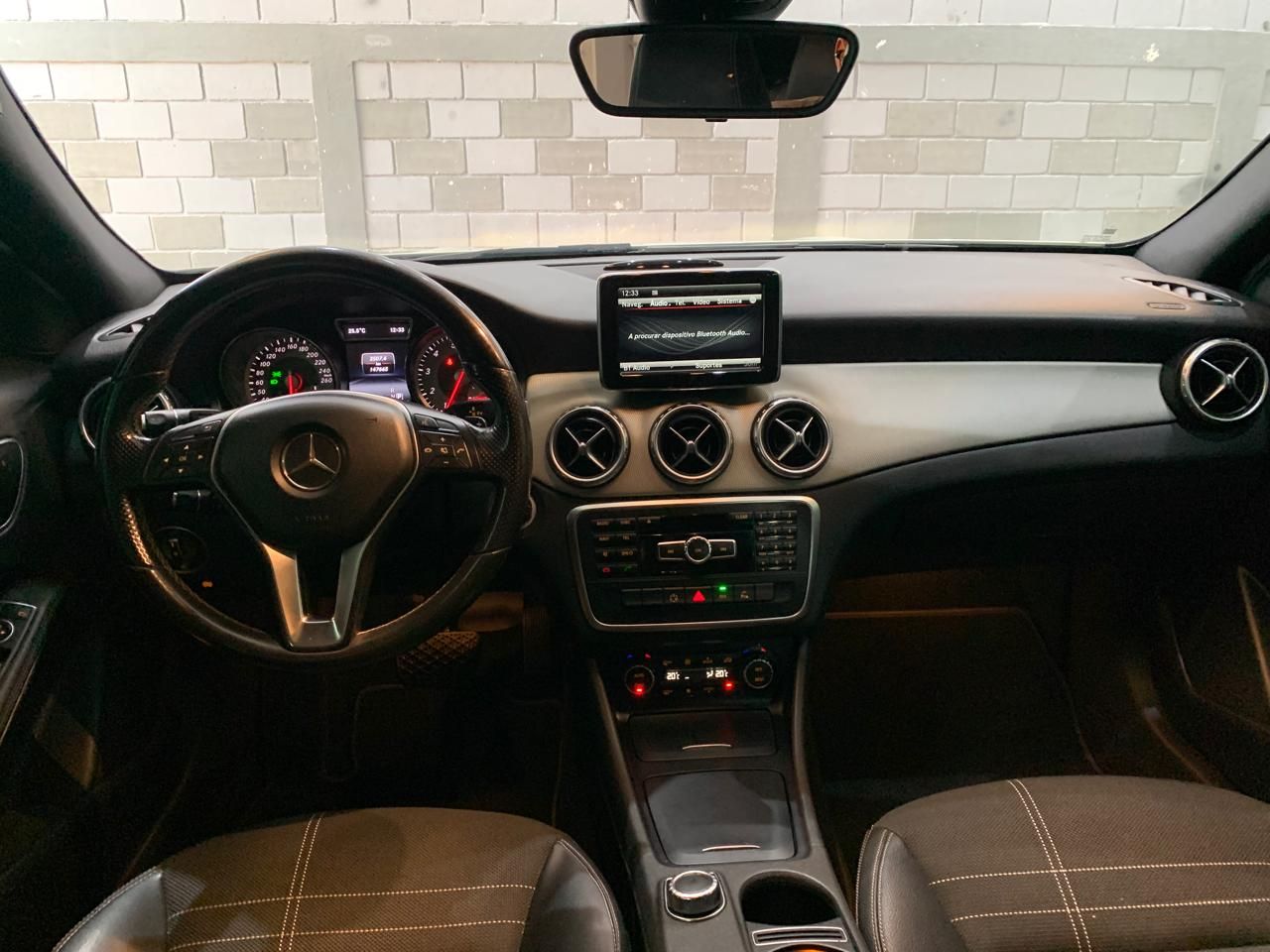 GLA 200 Vision 1.6/1.6 TB 16V Flex Aut. — foto 12