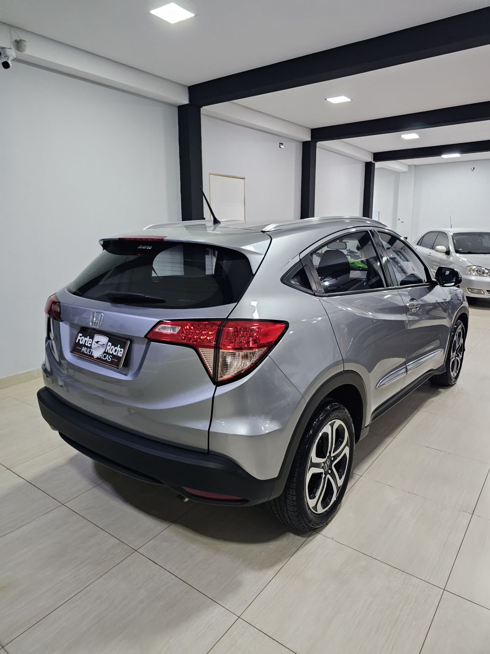 https://arquivos.boomsistemas.com.br/veiculos/2025/760677/gb-01ab6ad.jpg
