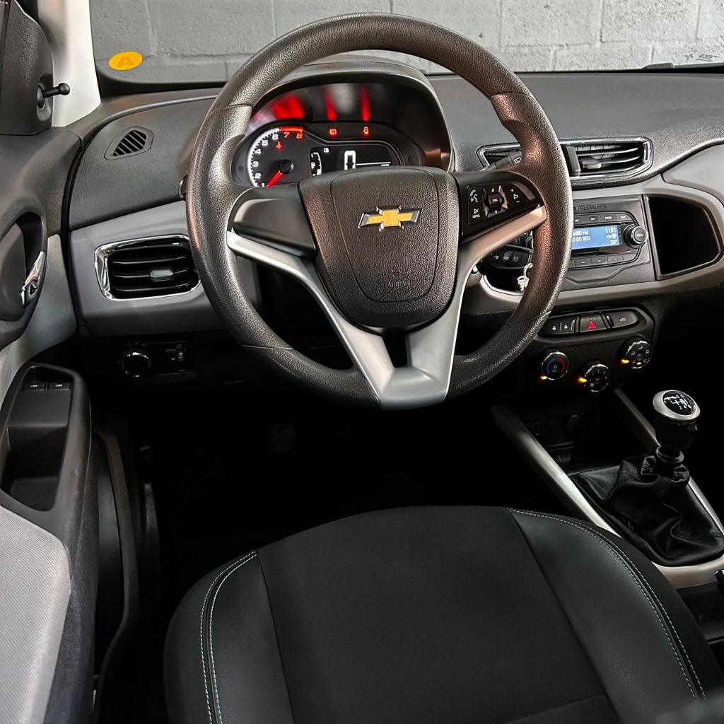 Chevrolet Onix Hatch lt 1.0 8v flexpower 5p mec.    2019