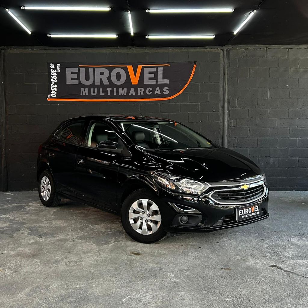 Chevrolet Onix Hatch lt 1.0 8v flexpower 5p mec.    2019