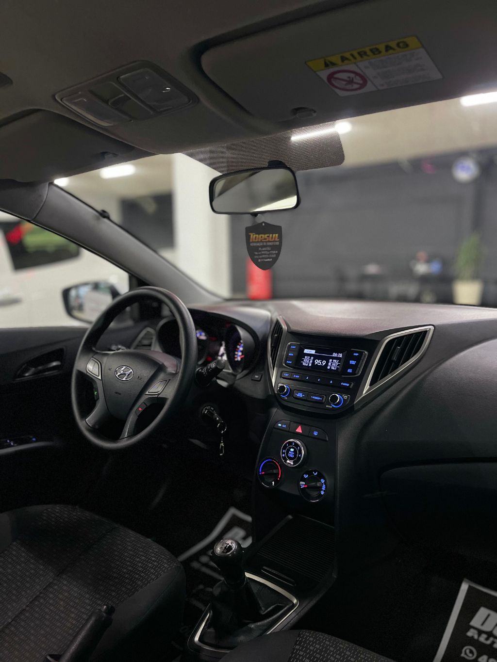 Hyundai HB20 Unique 1.0 flex 12v mec.    2019