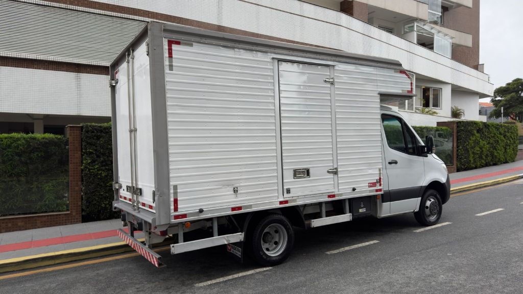Mercedes Benz Sprinter 516 chassi longo t.b. 2.2 dies.    2021