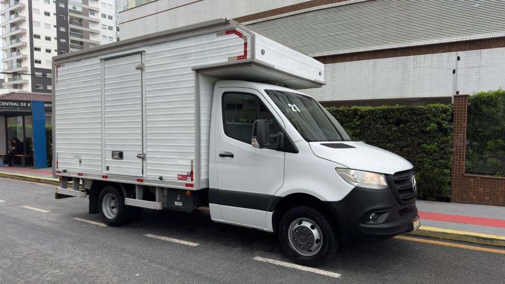 Mercedes Benz Sprinter 516 chassi longo t.b. 2.2 dies.    2021