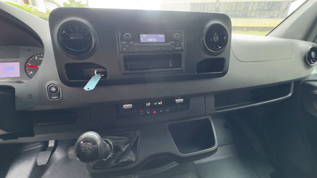 Mercedes Benz Sprinter 516 chassi longo t.b. 2.2 dies.    2021