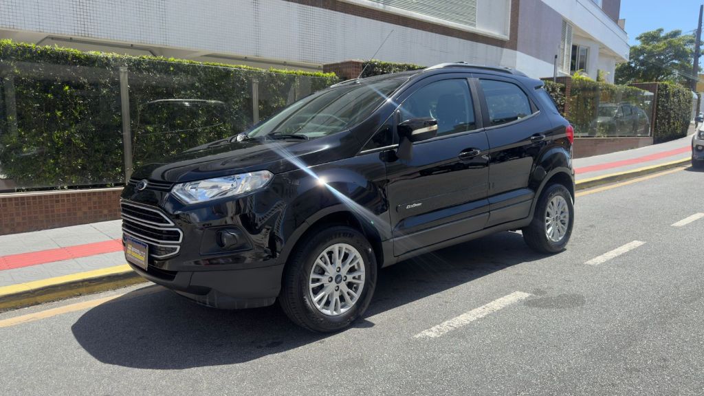 Ford EcoSport Se 1.6 16v flex 5p mec.    2017