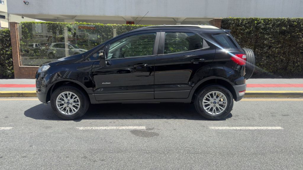 Ford EcoSport Se 1.6 16v flex 5p mec.    2017