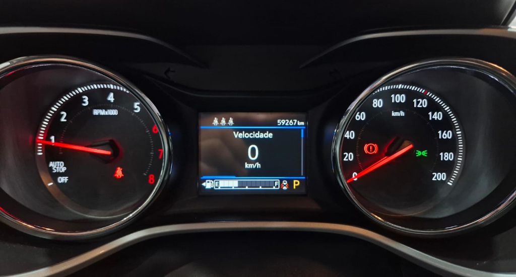 TRACKER Premier 1.0 Turbo 12V Flex Aut.