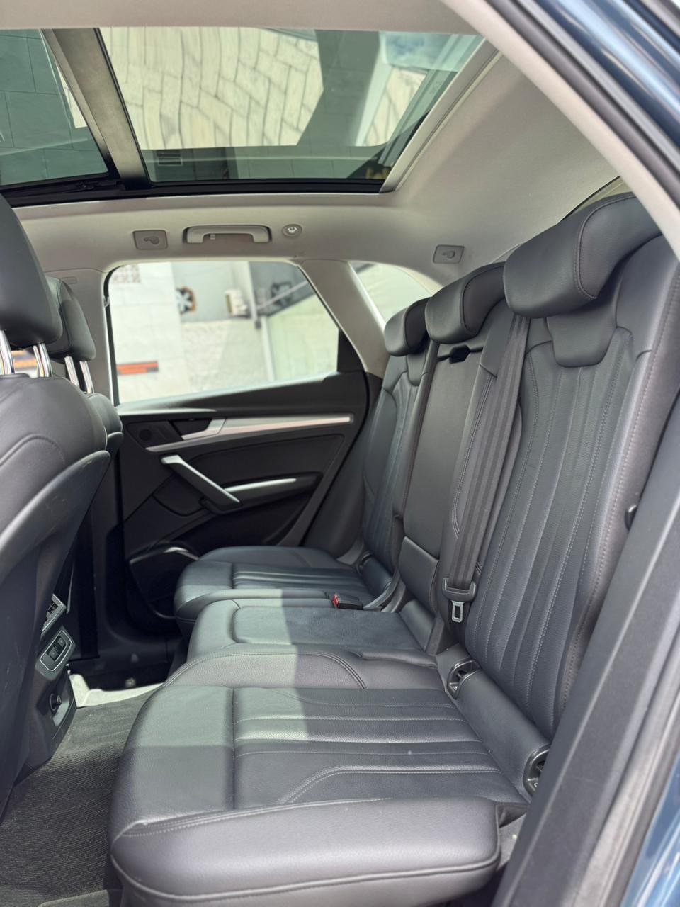 Audi Q5 Ambiente 2.0 tfsi quattro s tronic    2018