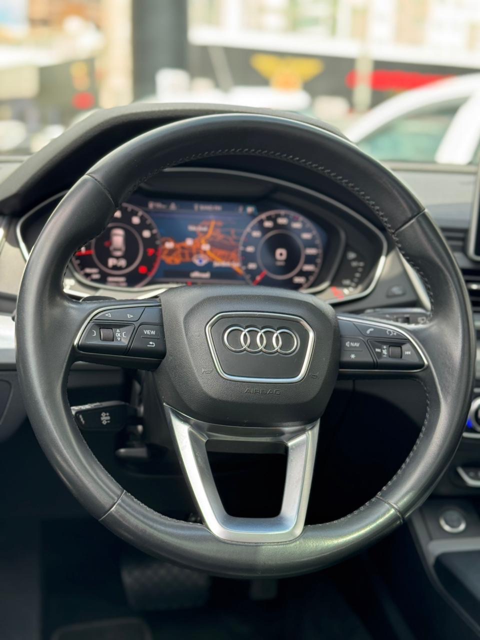 Audi Q5 Ambiente 2.0 tfsi quattro s tronic    2018