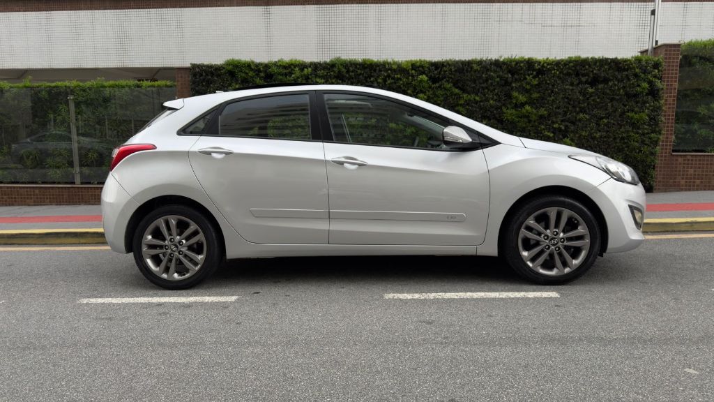 Hyundai I30 1.8 16v aut. 5p    2016