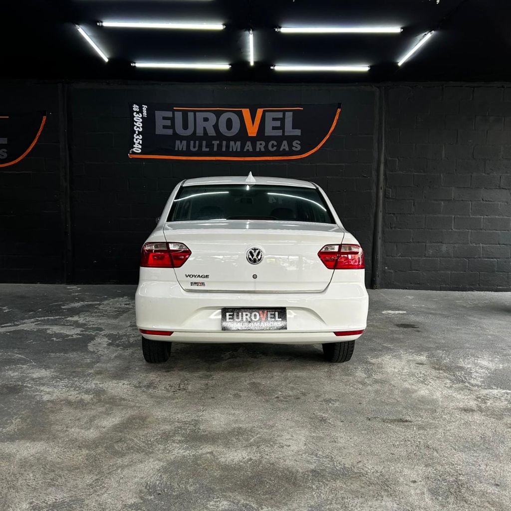 Volkswagen Voyage 1.0/1.0 city mi total flex 8v 4p    2014