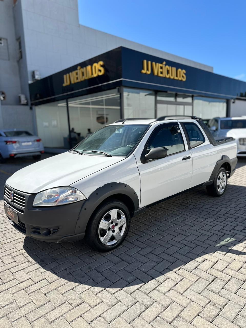 Fiat Strada Working 1.4 mpi fire flex 8v cd    2013