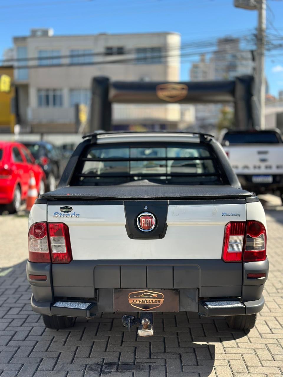 Fiat Strada Working 1.4 mpi fire flex 8v cd    2013