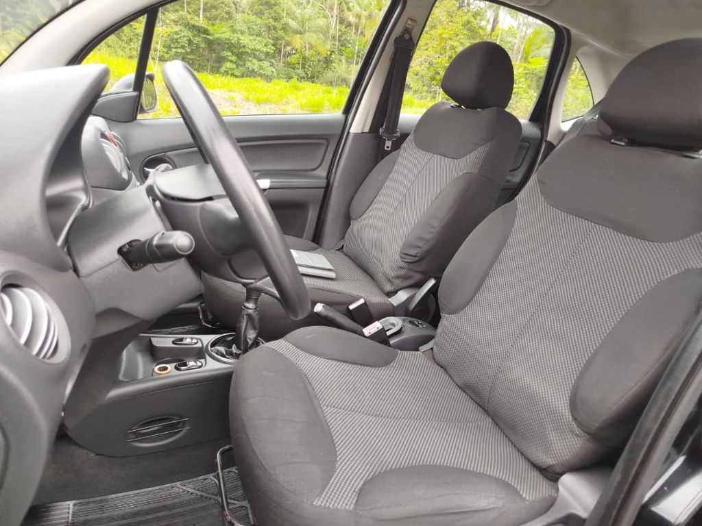 Citroën C3 Glx 1.4/ glx sonora 1.4 flex 8v 5p    2009