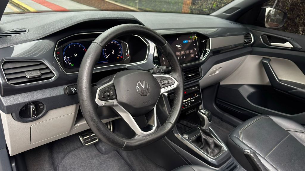 Volkswagen T-Cross T-cross hig. 250 tsi 1.4 flex 16v 5p aut    2023