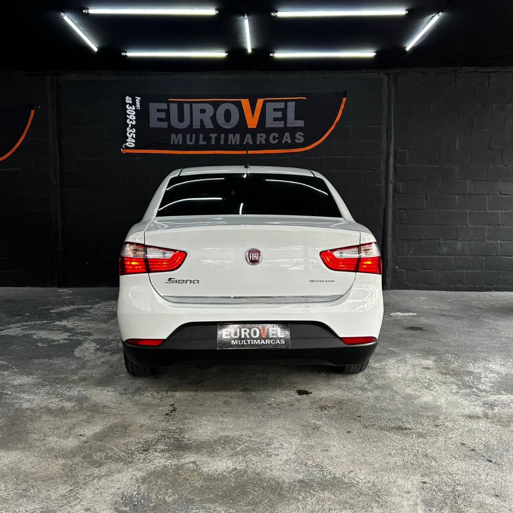 Fiat Grand Siena Siena attrac. 1.4 evo f.flex 8v    2015