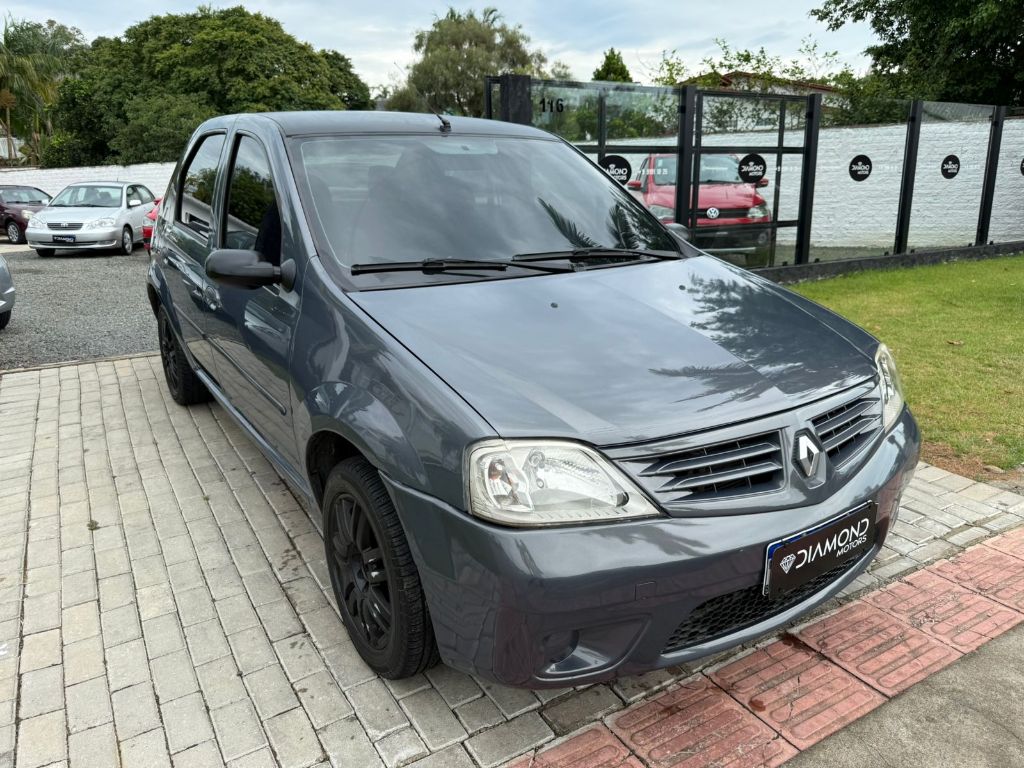 LOGAN Authentique Hi-Flex 1.0 16V 4p