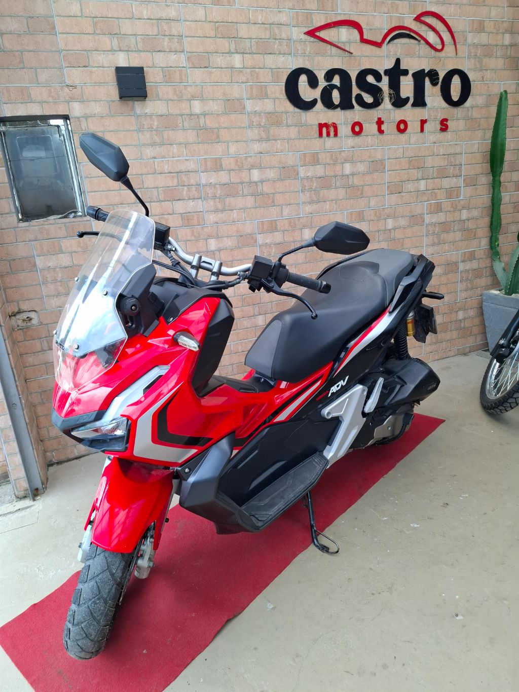 ADV 150 — foto 1