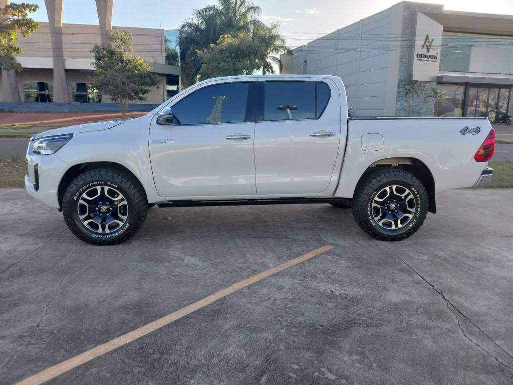 Hilux CD SRX 4x4 2.8 TDI 16V Diesel Aut. — foto 5