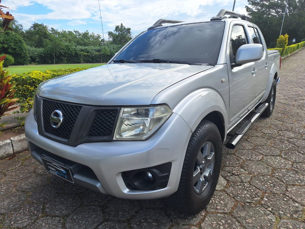 Frontier XE  CD 4x4 2.5 TB Diesel — foto 1