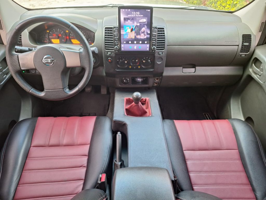 Frontier XE  CD 4x4 2.5 TB Diesel — foto 9