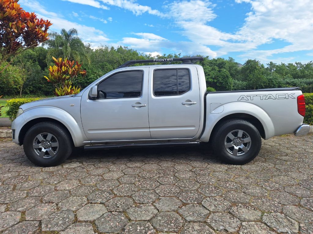 Frontier XE  CD 4x4 2.5 TB Diesel — foto 8