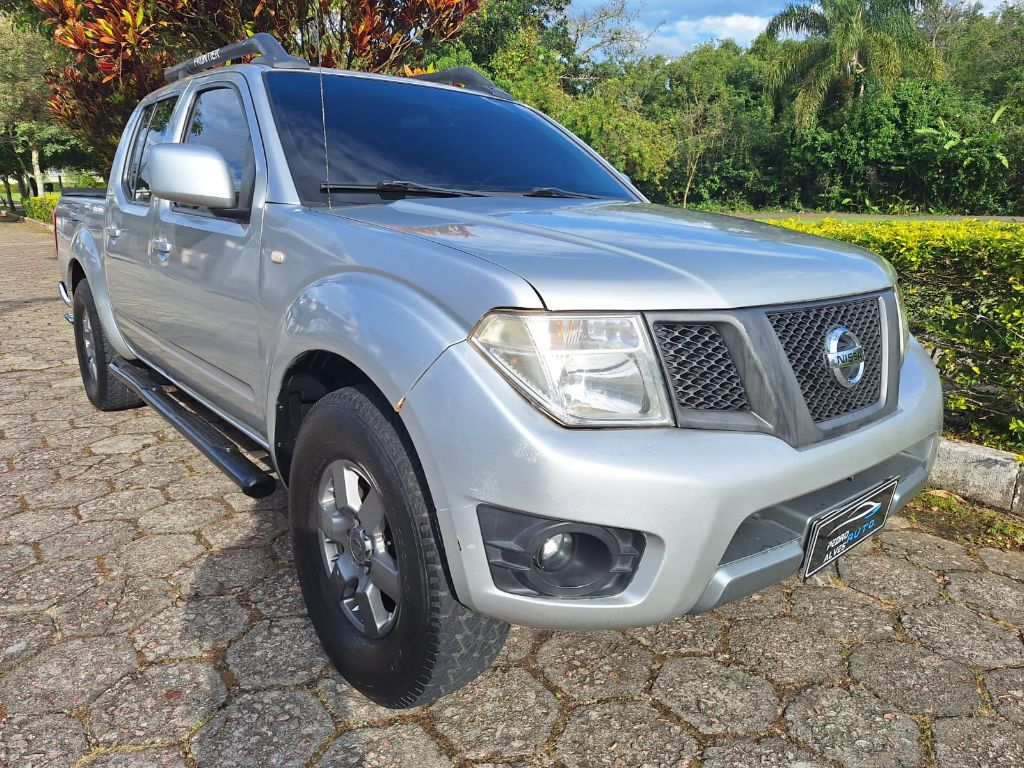 Frontier XE  CD 4x4 2.5 TB Diesel — foto 2