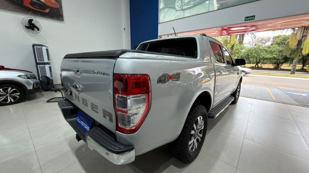 Ranger Limited 3.2 4x4 CD Diesel Aut.