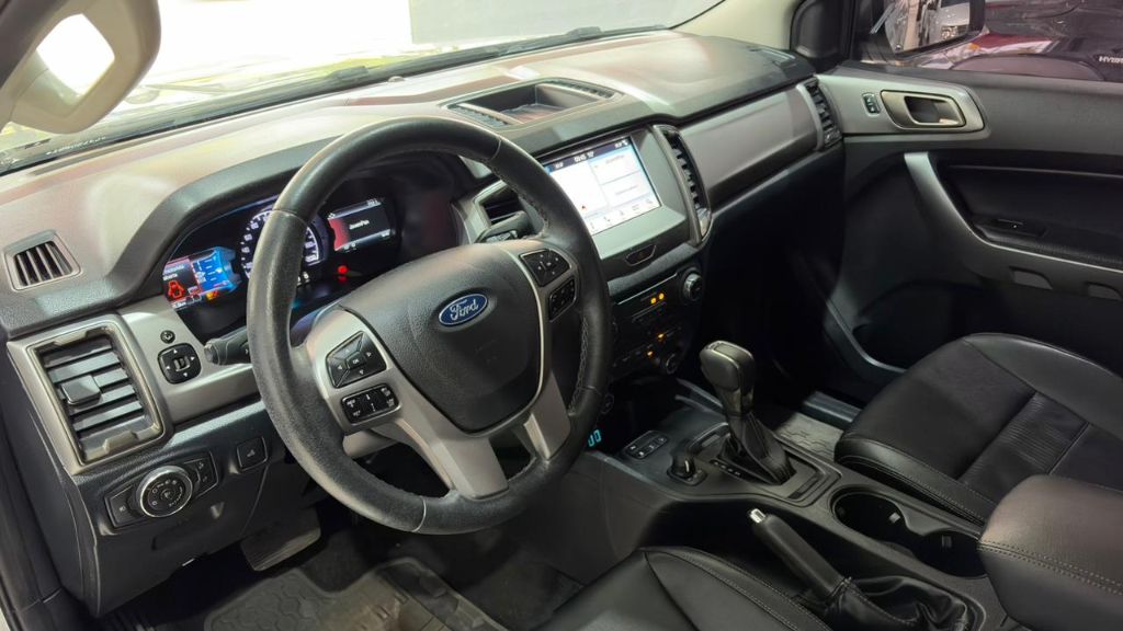 Ranger Limited 3.2 4x4 CD Diesel Aut.