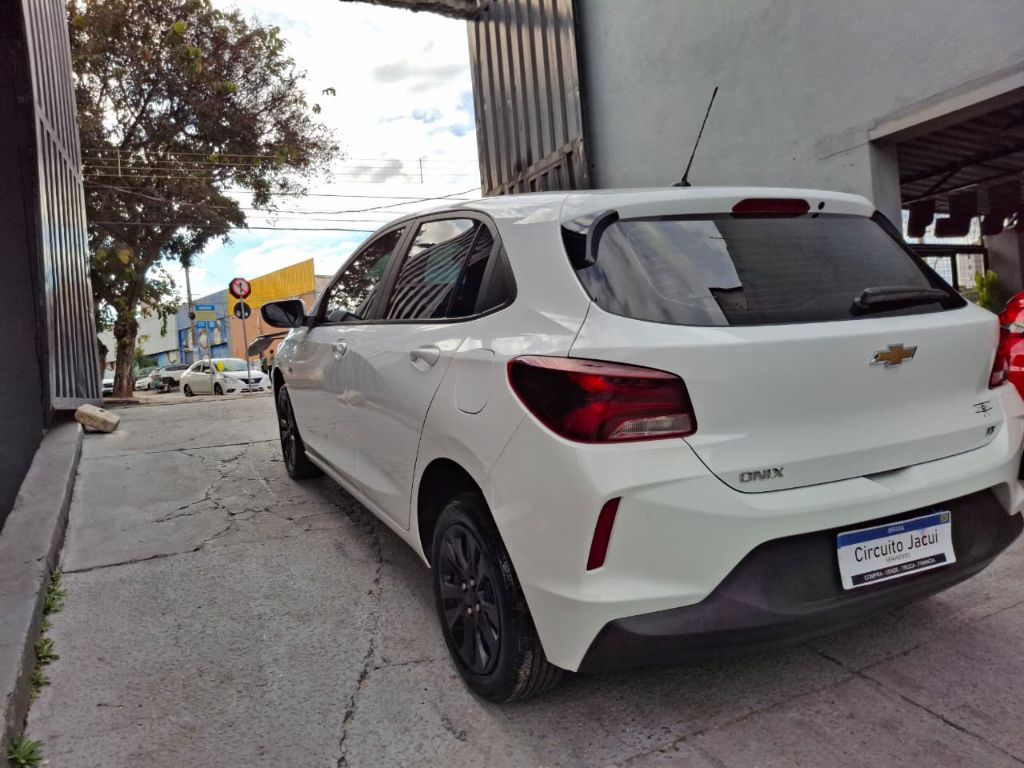 ONIX HATCH LT 1.0 Flex manual — foto 16