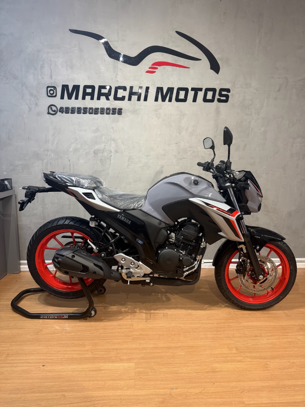 FZ25 250 FAZER CONNECTED — foto 3