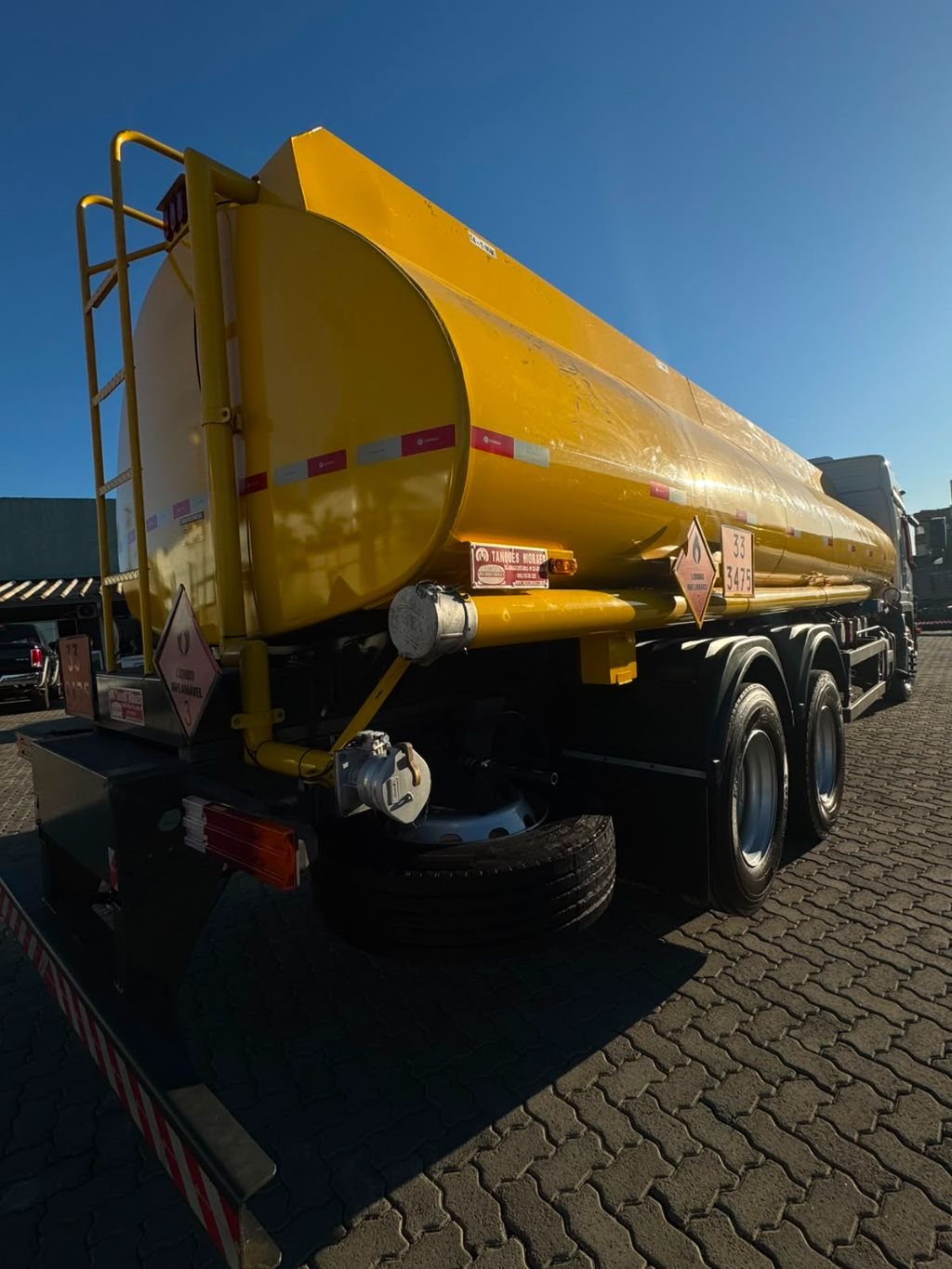 Atego 2430 6x2 2p (diesel)(E5) — foto 7