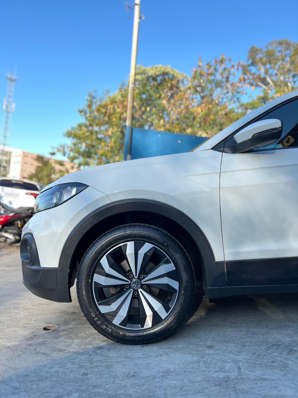 T-Cross 200 TSI 1.0  Flex 12V 5p Aut. — foto 4