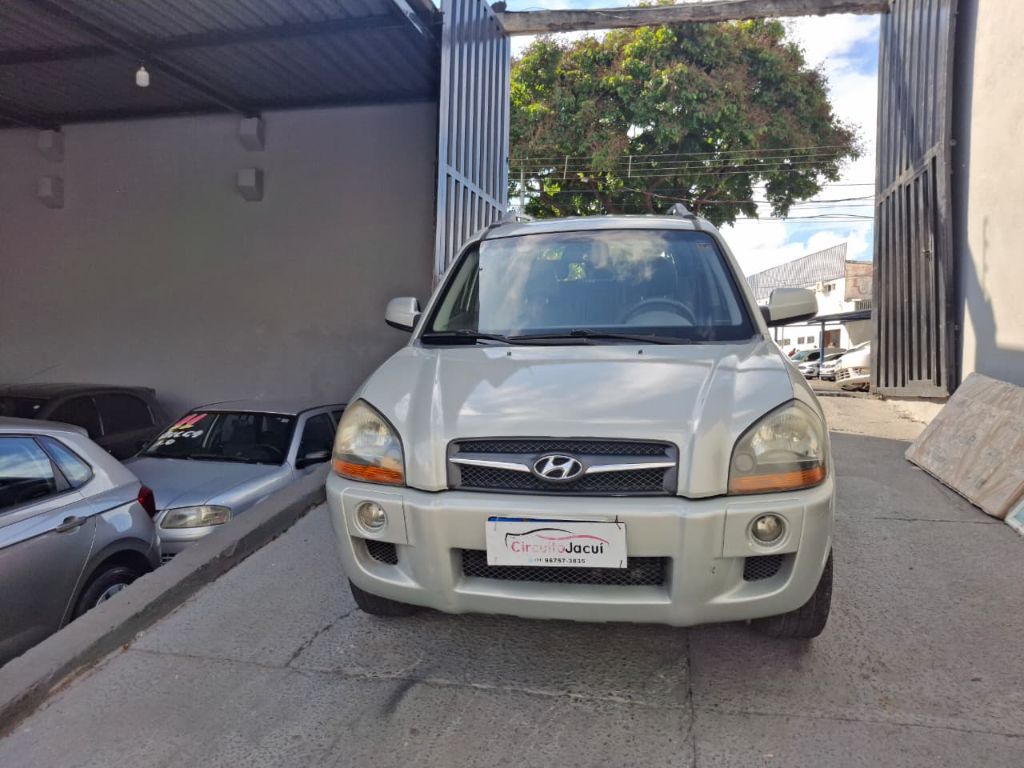 Tucson 2.0 Flex Aut. — foto 10
