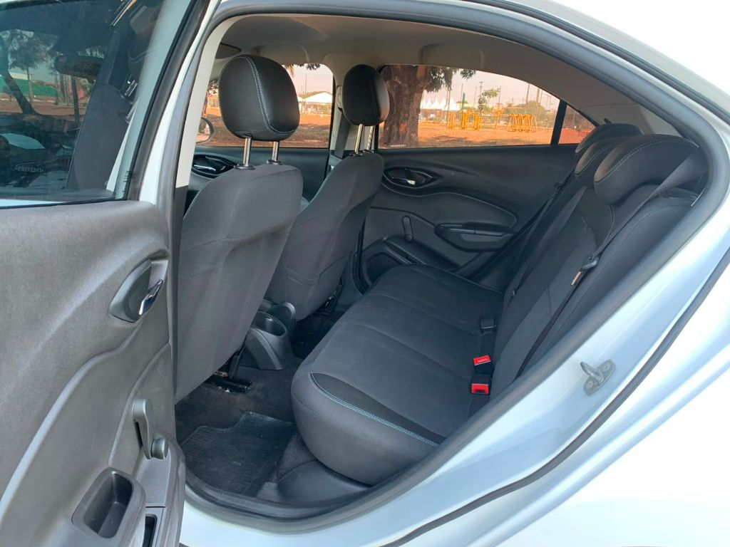 ONIX HATCH LT 1.0 8V FlexPower 5p Mec. — foto 6