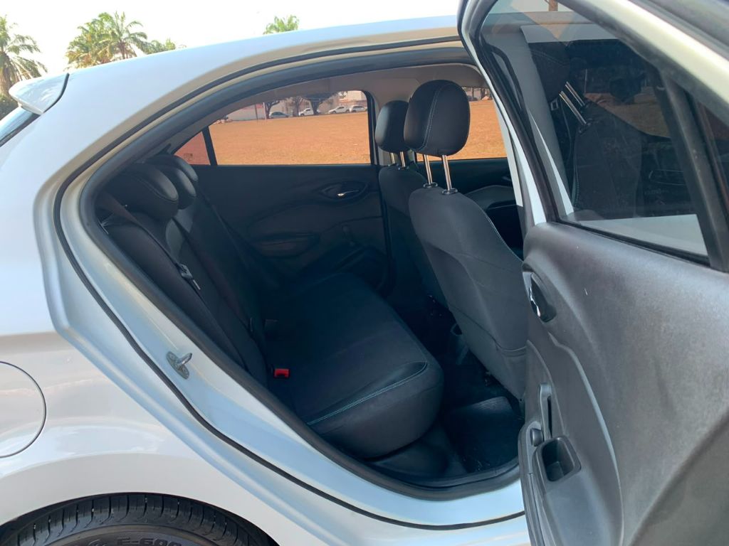 ONIX HATCH LT 1.0 8V FlexPower 5p Mec. — foto 12