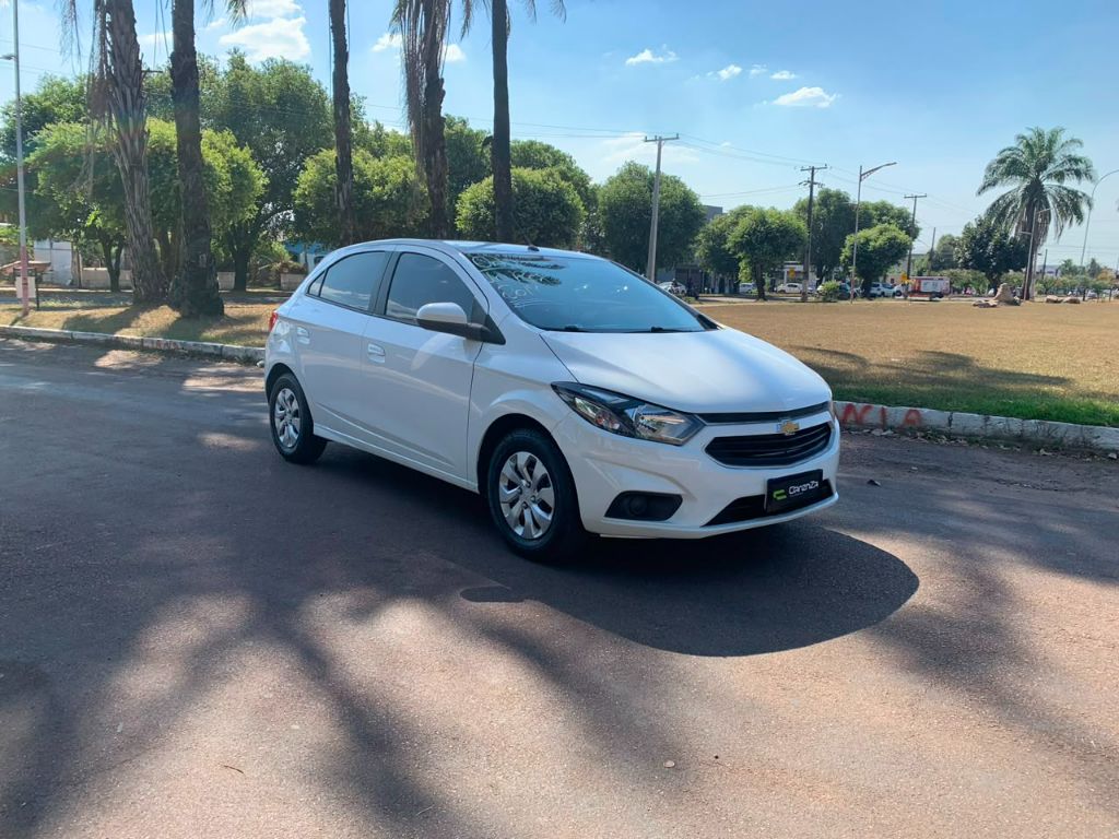 ONIX HATCH LT 1.0 8V FlexPower 5p Mec. — foto 3