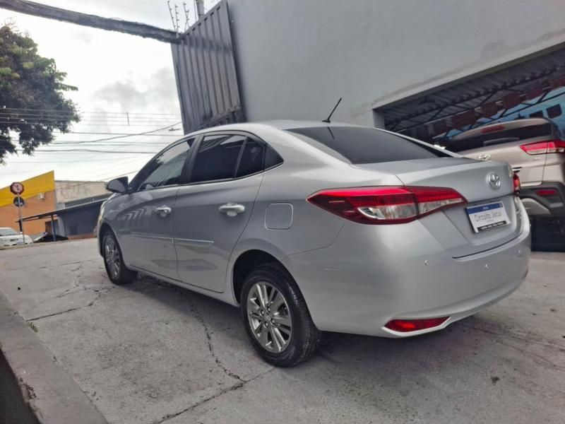 YARIS XL Plus Con. Sed. 1.5 Flex 16V Aut — foto 4
