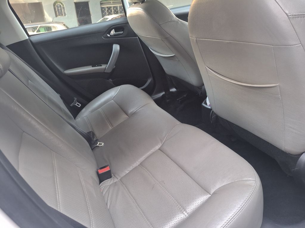 208 Allure 1.6 Flex 16V 5p Aut. — foto 10