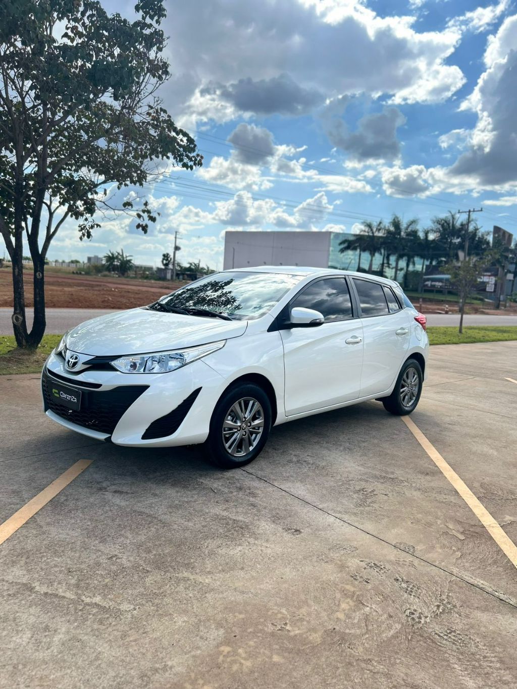 YARIS XL Plus Con. 1.5 Flex 16V 5p Aut. — foto 1