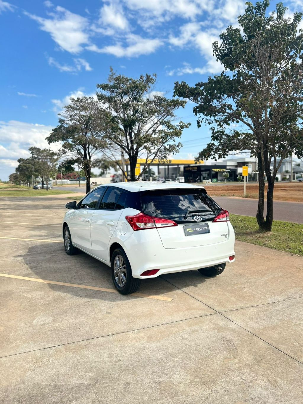 YARIS XL Plus Con. 1.5 Flex 16V 5p Aut. — foto 7