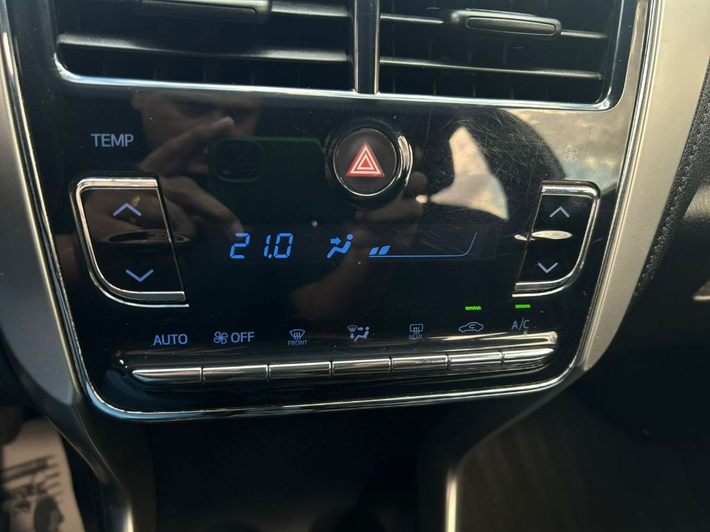 YARIS XL Plus Con. 1.5 Flex 16V 5p Aut. — foto 10