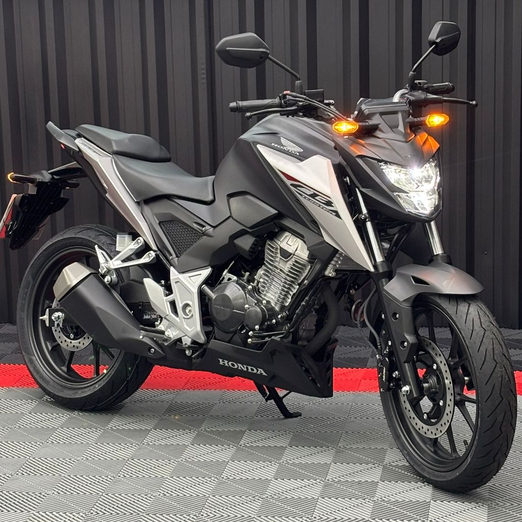 CB 300F Twister Flex — foto 2