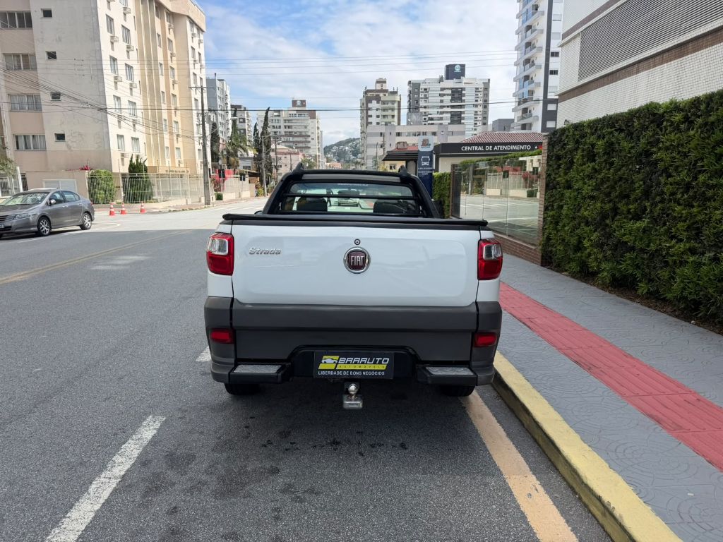 Strada Working HARD 1.4 Fire Flex 8V CS — foto 5