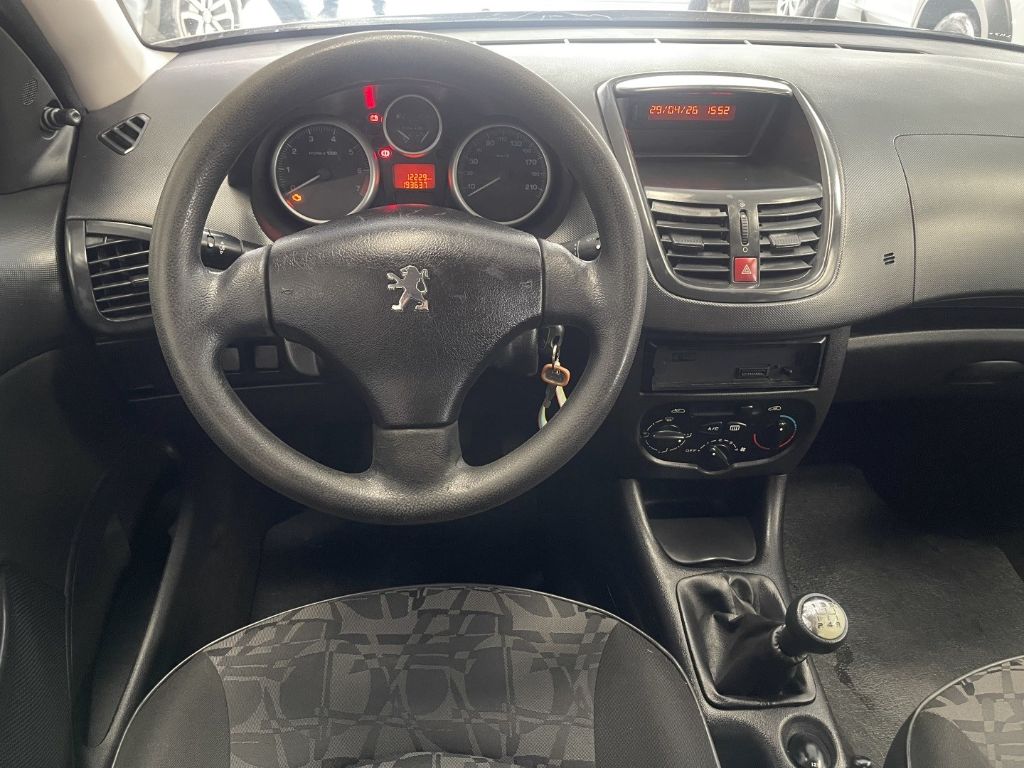 207 XR 1.4 Flex 8V 5p — foto 8