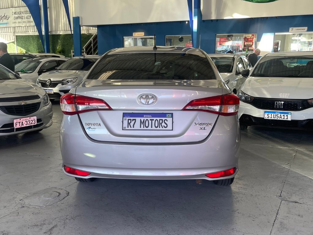 YARIS XL Sedan 1.5 Flex 16V 4p Aut. — foto 9