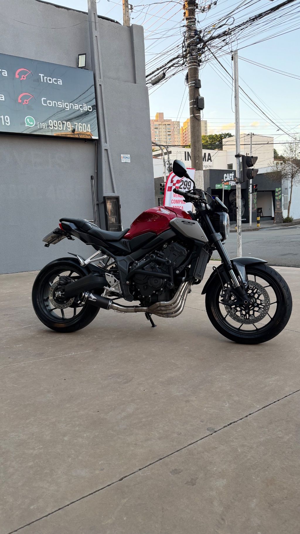 CB 650R — foto 4