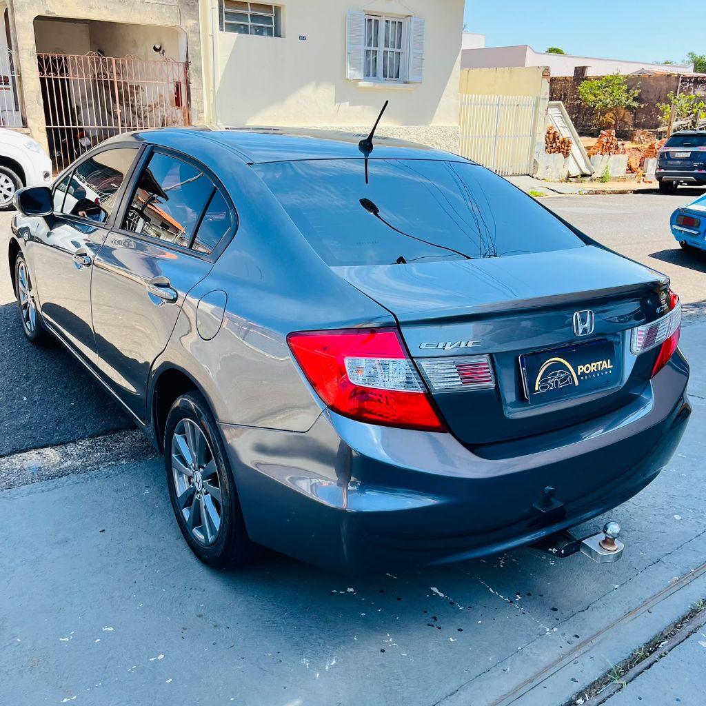 Civic Sed. LXL/ LXL SE 1.8 Flex 16V Aut. — foto 5